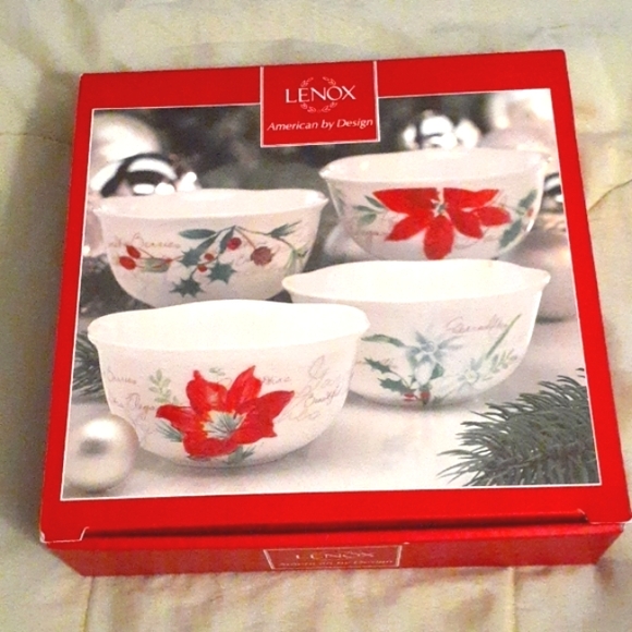 Lenox Other - Lenox Christmas Desert bowl set
